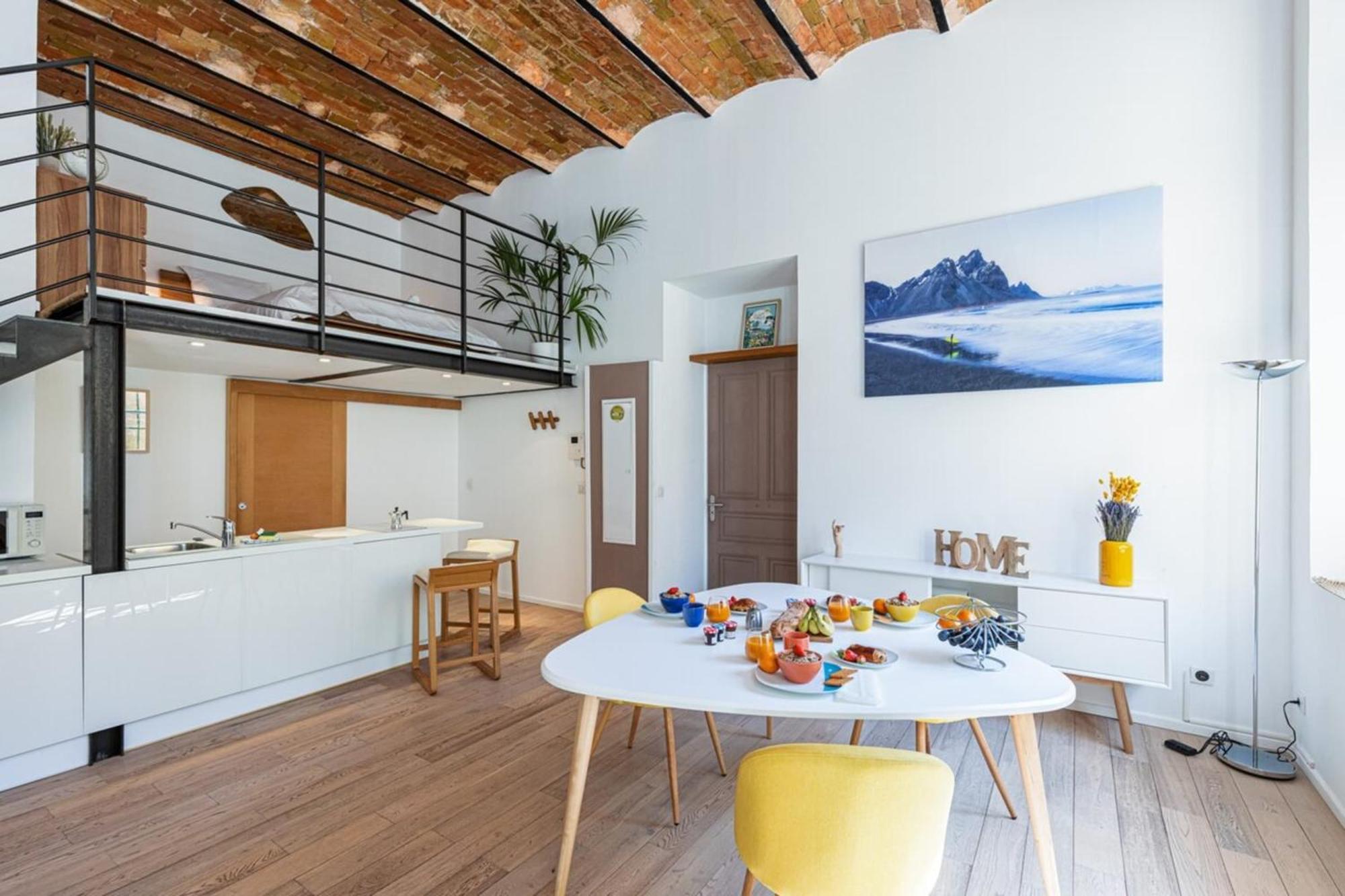 Gubernatis - Beautiful Duplex With Terrace Apartment Nisa Exterior foto